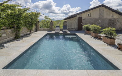 Arpusè, Relax nelle Langhe - Barolo, with Pool: Zwembad, Samengesteld Materiaal, Waterpartij, Flagstone, Tegel