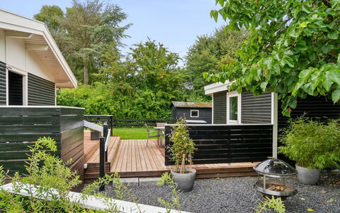 Franke - 2.1Km to the Fjord: Hout, Dak, Huis, Huis, Architectuur, Siding, Land Lot, Verblijf, Schuur, Garden Gebouwen