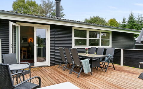 Franke - 2.1Km to the Fjord: Hout, Dak, Huis, Huis, Architectuur, Siding, Land Lot, Verblijf, Schuur, Garden Gebouwen