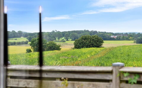 Keyla - 2.3Km from the Sea: Dak, Huis, Huis, Verblijf, Siding, Landgoed, Oprit, Garden Gebouwen, Werf, Schuur
