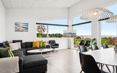 Alka - 500M from the Sea: Interieur Ontwerp, Meubilair, Flooring, Verdieping, Plafond, Hout, Houten Vloer, Bankstel, Woonkamer, Lichte Inrichting