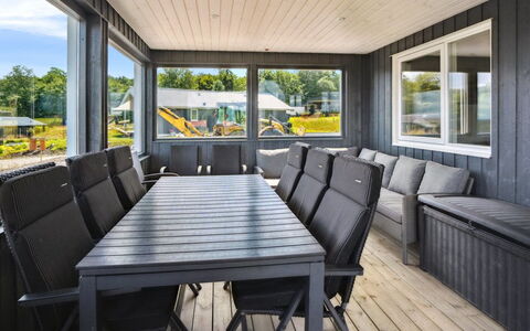 Alka - 500M from the Sea: Hout, Meubilair, Veranda, Huis, Hardwood, Dek, Beits, Houten Vloer, Schaduw, Plank