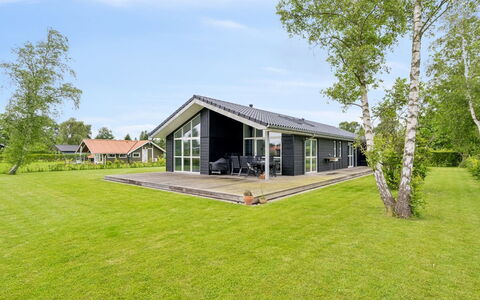Hæryst - 300M from the Sea: Dak, Huis, Huis, Verblijf, Deur, Siding, Dek, Veranda, Plank, Hardwood