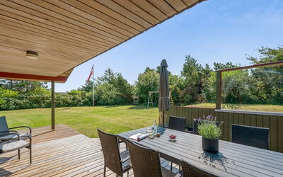 Geertje - 900M from the Sea
