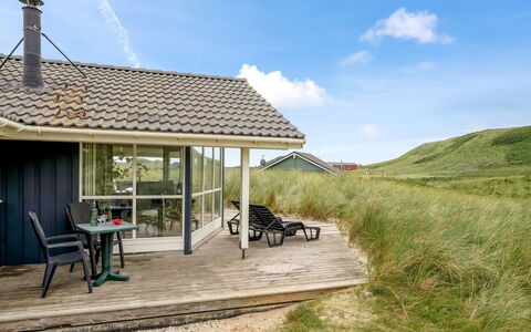 Nermin - 100M from the Sea: Meubilair, Interieur Ontwerp, Flooring, Verdieping, Plafond, Kamer, Stoel, Tafel, Appartement, Keuken En Eettafel