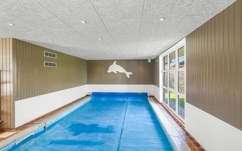 Soeren - 300M from the Sea: Hout, Huis, Veranda, Dek, Hardwood, Dak, Beits, Houten Vloer, Eco Hotel