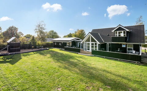 Soeren - 300M from the Sea