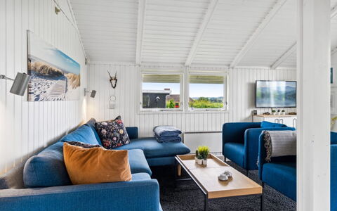 Lauha - 400M from the Sea: Hout, Huis, Veranda, Dek, Hardwood, Dak, Beits, Houten Vloer, Eco Hotel