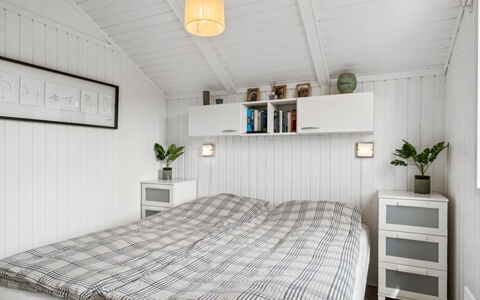 Lauha - 400M from the Sea: Hout, Huis, Veranda, Dek, Hardwood, Dak, Beits, Houten Vloer, Eco Hotel