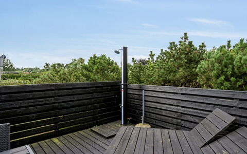 Mirkka - 200M from the Sea: Gras, Grasland, Land Lot, Verblijf, Landelijk Gebied, Weide, Garden Gebouwen, Tuin, Schuur