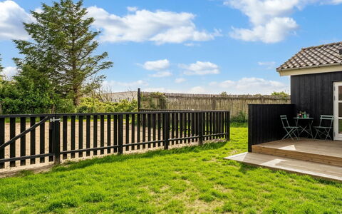 Ani - 700M from the Sea: Hek, Land Lot, Tuin, Gazon, Home Schermen, Plank, Hardwood, Backyard, Werf, Beits