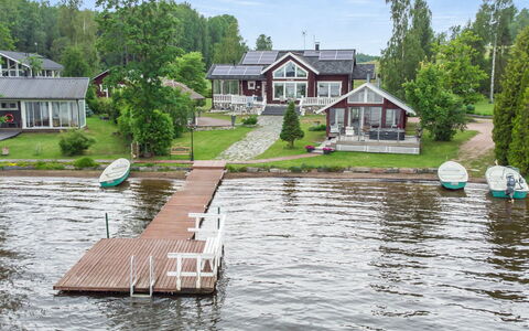 Villa Sirpia: Huis, Huis, Verblijf, Watercraft, Boot, Landgoed, Meer, Veranda, Boerderij, Boten En Varen - Materialen En Benodigdheden