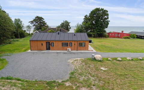 Wilgrib - 50M from the Sea: Hout, Dak, Architectuur, Huis, Huis, Verblijf, Siding, Hardwood, Helling, Landgoed