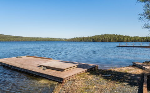 Holy Lake Chalet a: Water, Bank, Meer, Dok, Reservoir, Loch, Geluid, Lariks, Boardwalk