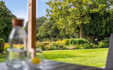 Vinni - 25Km from the Sea: Hout, Dak, Huis, Huis, Architectuur, Siding, Land Lot, Verblijf, Schuur, Garden Gebouwen