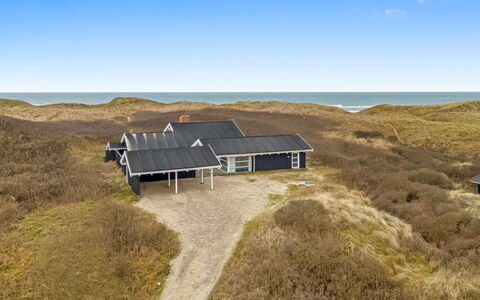 Heralde - 60M from the Sea: Bergachtig Landvormen, Berg, Heuvel, Bergketen, Heuvel Station, Menselijke Nederzetting, Stedelijk Ontwerp, Alpen, Vallei, Top