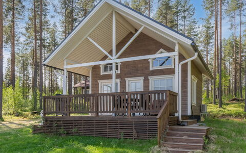 Kotaniemi: Hout, Veranda, Verblijf, Huis, Huis, Siding, Hardwood, Blokhut, Plank, Beits