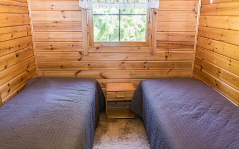 Kesäranta: Hout, Flooring, Verdieping, Meubilair, Houten Vloer, Interieur Ontwerp, Stapelbed, Kamer, Beits, Hardwood