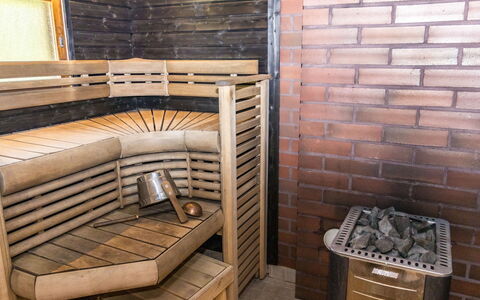 Kesäranta: Hout, Flooring, Verdieping, Meubilair, Houten Vloer, Interieur Ontwerp, Stapelbed, Kamer, Beits, Hardwood