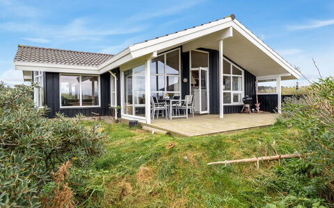 Udder - 250M from the Sea: Verblijf, Landgoed