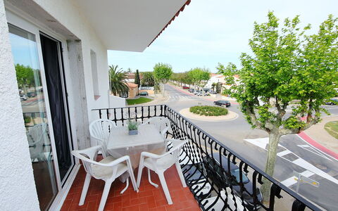 Empuriabrava 218: Eigendom, Gebouw, Onroerend Goed, Huis, Kamer, Balkon, Appartement, Woongebied, Interieur Ontwerp, Huis
