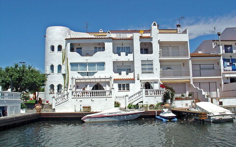 Empuriabrava 218: Lucht, Eigendom, Waterweg, Water, Vervoer Over Water,  Dorf\, Huis, Architectuur, Jachthaven, Huis
