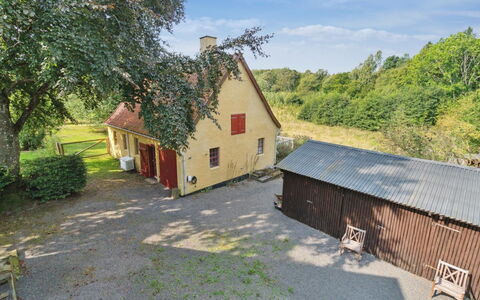 Waldemar - 8Km from the Sea: Hout, Dak, Architectuur, Huis, Huis, Verblijf, Siding, Hardwood, Helling, Landgoed