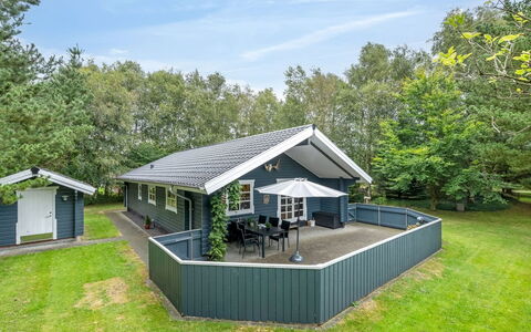 Femme: Bergachtig Landvormen, Berg, Heuvel, Bergketen, Heuvel Station, Menselijke Nederzetting, Stedelijk Ontwerp, Alpen, Vallei, Top