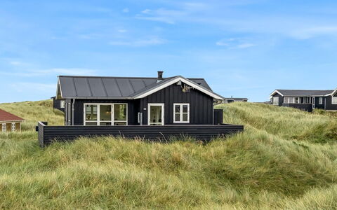 Egino - 90M from the Sea: Bergachtig Landvormen, Berg, Heuvel, Bergketen, Heuvel Station, Menselijke Nederzetting, Stedelijk Ontwerp, Alpen, Vallei, Top