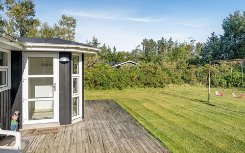Martina - 500M from the Sea: Gras, Grasland, Land Lot, Verblijf, Landelijk Gebied, Weide, Garden Gebouwen, Tuin, Schuur