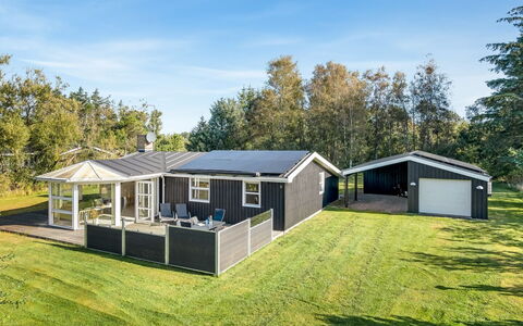 Martina - 500M from the Sea: Gras, Grasland, Land Lot, Verblijf, Landelijk Gebied, Weide, Garden Gebouwen, Tuin, Schuur