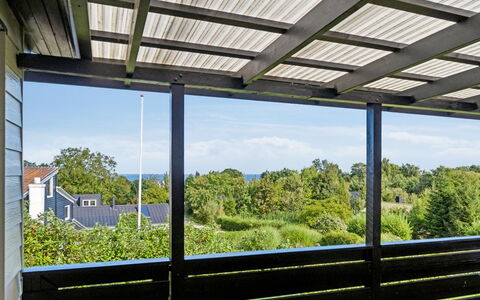 Eliana - 300M from the Sea: Bergachtig Landvormen, Berg, Heuvel, Bergketen, Heuvel Station, Menselijke Nederzetting, Stedelijk Ontwerp, Alpen, Vallei, Top