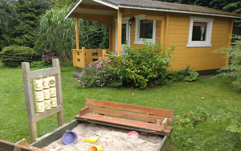 Kasper - 700M from the Sea: Dak, Huis, Huis, Verblijf, Siding, Landgoed, Oprit, Garden Gebouwen, Werf, Schuur