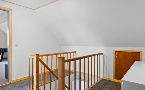 Benedikt - 150M from the Sea: Dak, Huis, Huis, Verblijf, Deur, Siding, Dek, Veranda, Plank, Hardwood