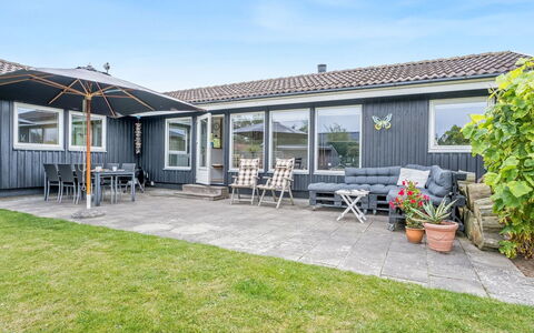 Tenho - 150M from the Sea: Huis, Verblijf, Veranda, Siding, Boerderij, Outdoor Structuur
