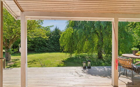 Jovana - 150M to the Fjord: Hout, Dak, Architectuur, Huis, Huis, Verblijf, Siding, Hardwood, Helling, Landgoed