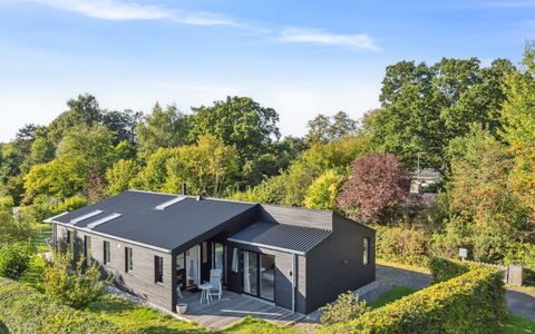 Annlisa - 750M from the Sea: Appartement, Condominium, Landgoed, Balkon, Villa, Hotel