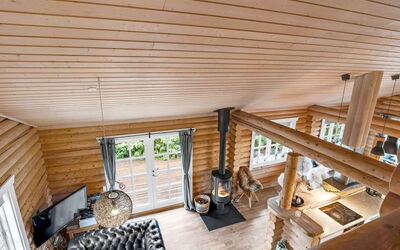 Salmina - 900M from the Sea