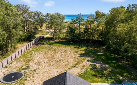 Anila - 80M from the Sea: Bergachtig Landvormen, Berg, Heuvel, Bergketen, Heuvel Station, Menselijke Nederzetting, Stedelijk Ontwerp, Alpen, Vallei, Top