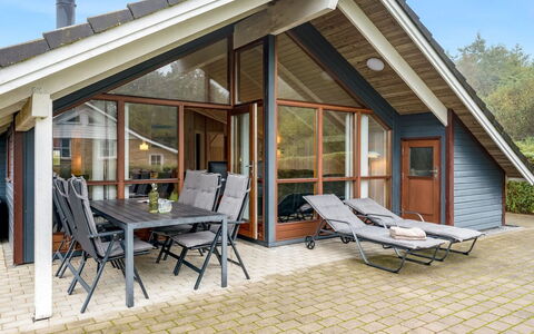 Sarah: Meubilair, Interieur Ontwerp, Flooring, Verdieping, Plafond, Kamer, Stoel, Tafel, Appartement, Keuken En Eettafel