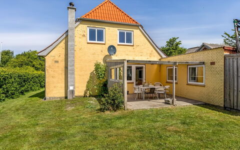 Slavomira - 12Km from the Sea: Blauw, Struik, Verblijf, Groundcover, Tuin, Landgoed, Schaduw, Landscaping, Boerderij, Eco Hotel