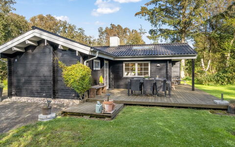Evi - 500M from the Sea: Gras, Grasland, Land Lot, Verblijf, Landelijk Gebied, Weide, Garden Gebouwen, Tuin, Schuur