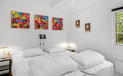 Evi - 500M from the Sea