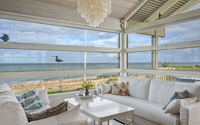 Diderik - 5M from the Sea