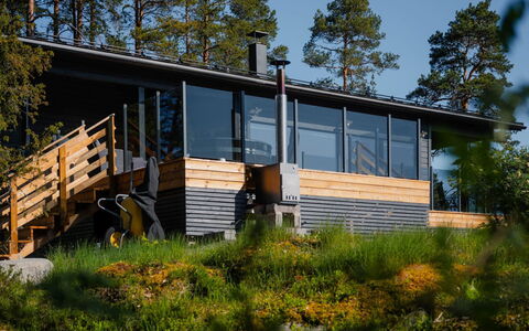 Sjöboda Hill: Verblijf, Schaduw, Blokhut, Veranda, Garden Gebouwen, Siding, Balkon