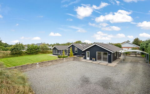 Billa - 450M from the Sea: Verblijf, Schuur, Hut, Boerderij, Prairie, Keet, Schuur, Blokhut, Garden Gebouwen