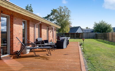 Iara - 500M from the Sea