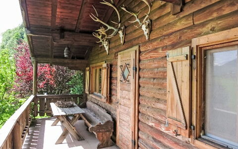Ferienhaus Giselbrecht: Hout, Verblijf, Huis, Hardwood, Deur, Landelijk Gebied, Blokhut, Beits, Veranda, Plank