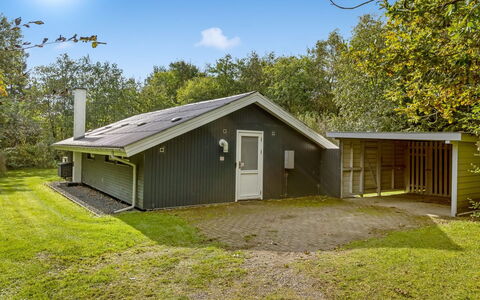 Dimo - 30Km from the Sea: Bergachtig Landvormen, Berg, Heuvel, Bergketen, Heuvel Station, Menselijke Nederzetting, Stedelijk Ontwerp, Alpen, Vallei, Top