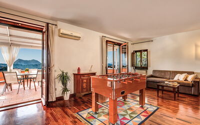Villa Sorrentina With Panoramic Terrace